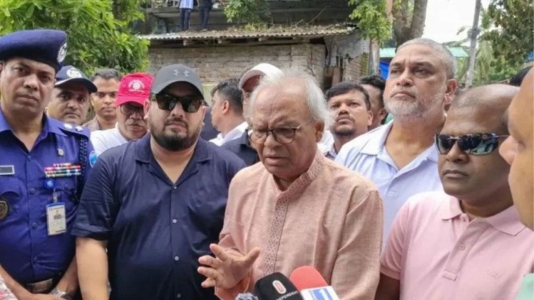 সাবেক রাষ্ট্রপতির বাড়ির রাস্তার জন্য হাওড়ের পরিবেশ ধ্বংস করা