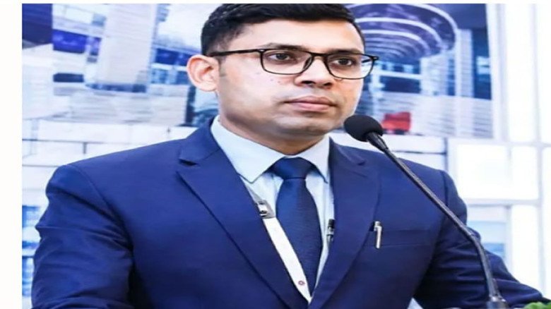 হেনস্তার অভিযোগে ডিএসইর  এজিএম নাসির উদ্দিনবিরুদ্ধে নারীর জি
