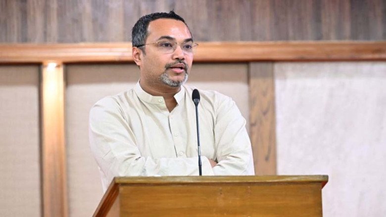 ট্রিলিয়ন ডলারের অর্থনীতি গড়ার লক্ষ্যে কাজ করছে সরকার : মাহদী
