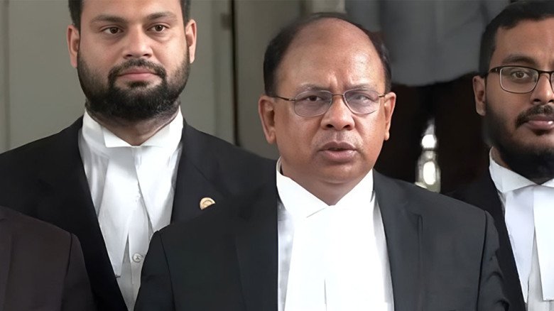 শেখ হাসিনাকে ফেরাতে ভারতের সঙ্গে আইনি প্রক্রিয়া চলছে: চিফ প্