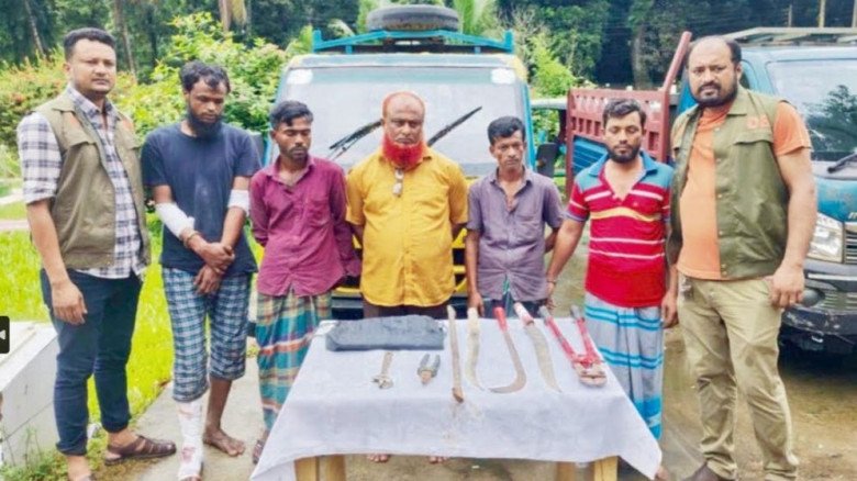 কুমিল্লায় ডাকাত চক্রের ৫ সদস্য গ্রেফতার
